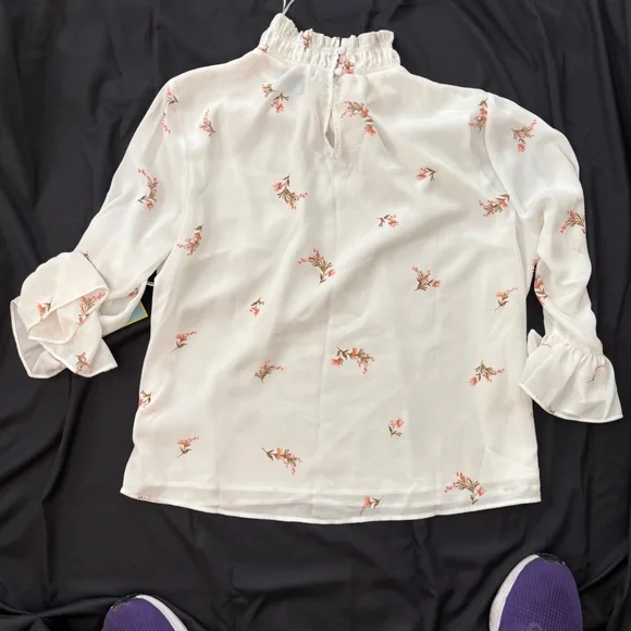 CeCe Cream LS Floral Blouse w Ruffles & High Neck Women’s XL NWT Feminine - Picture 2 of 5